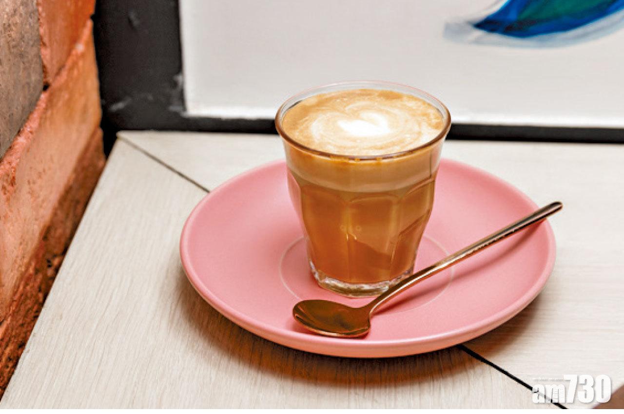 ▲拉花短笛咖啡26大元一杯,水準極高,又想問係咪去錯咖啡店?