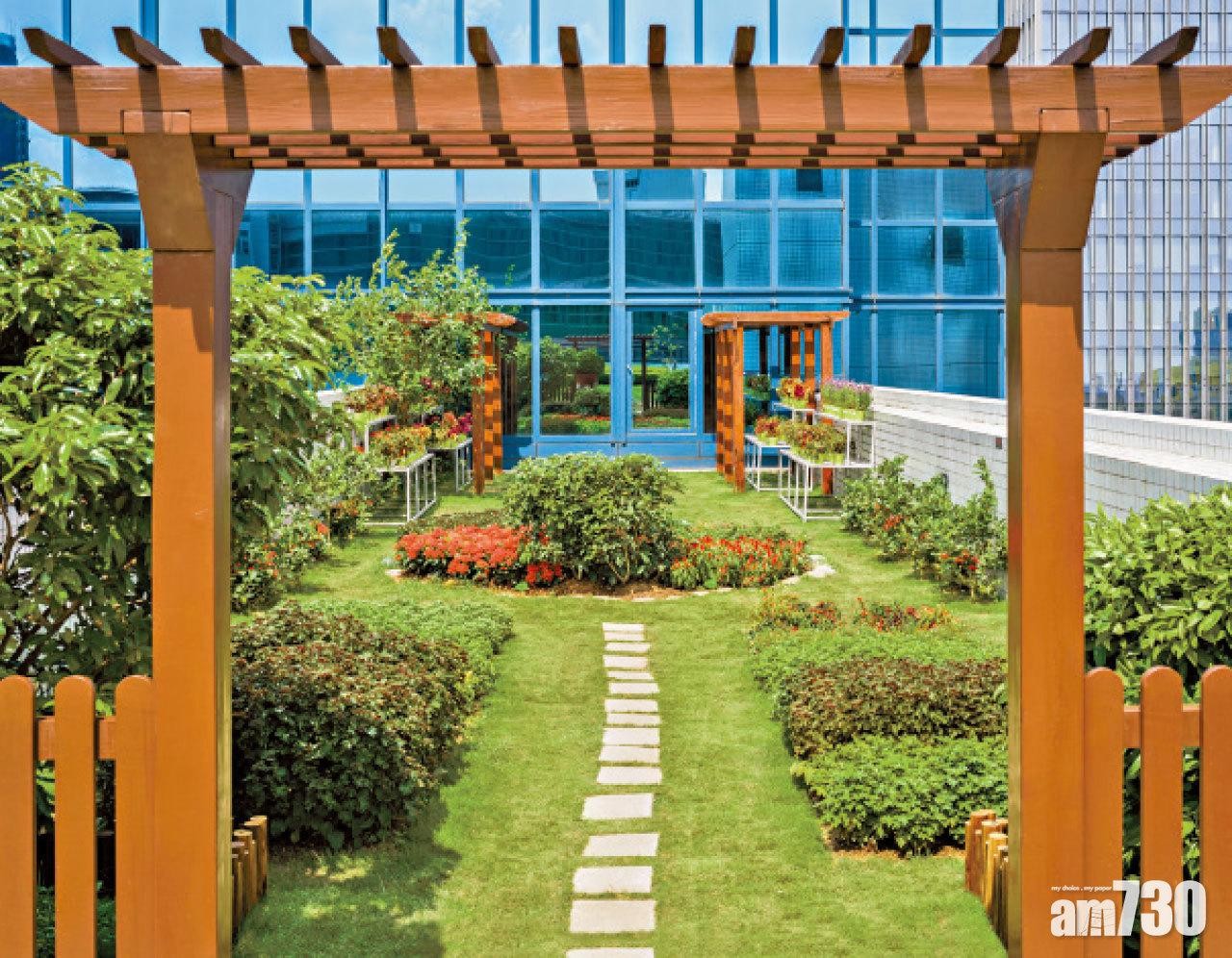 「商廈天台綠化計劃」位於九龍灣宏天廣場的空中花園。