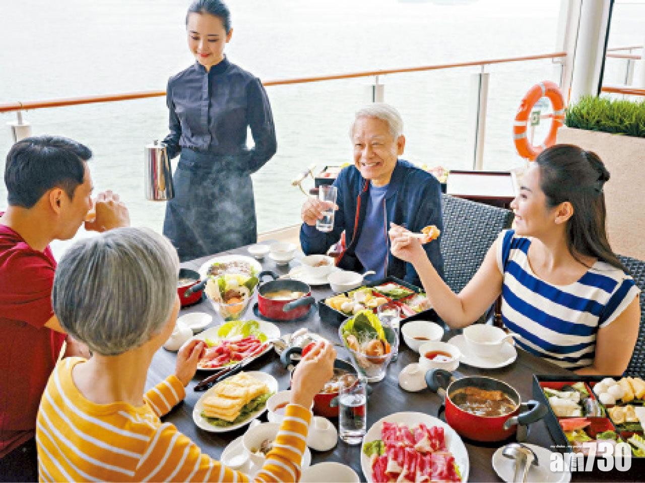船上精采設施
薈萃各國美酒佳餚
無論偏愛亞洲美食、歐洲佳餚還是東南亞美食，都可滿足大家味蕾。