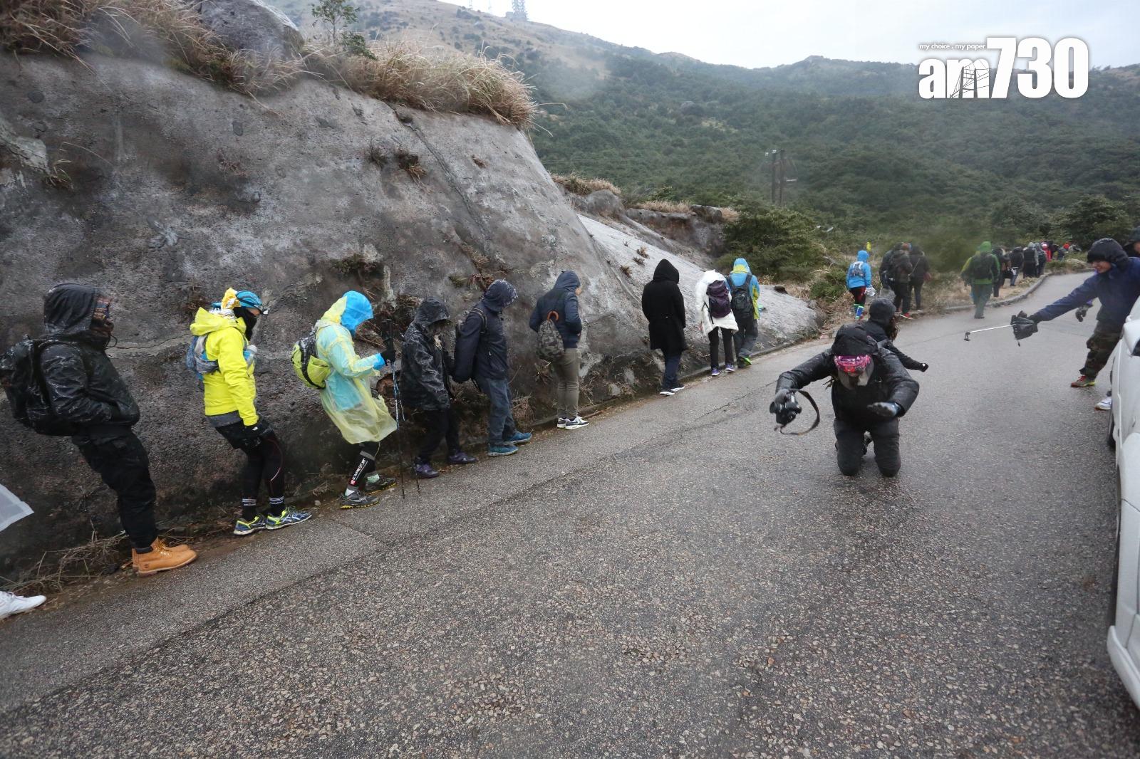 2016年寒潮|大帽山最低溫度零下6度 結霜冰封逾百人受傷(資料圖片/鍾式明攝)