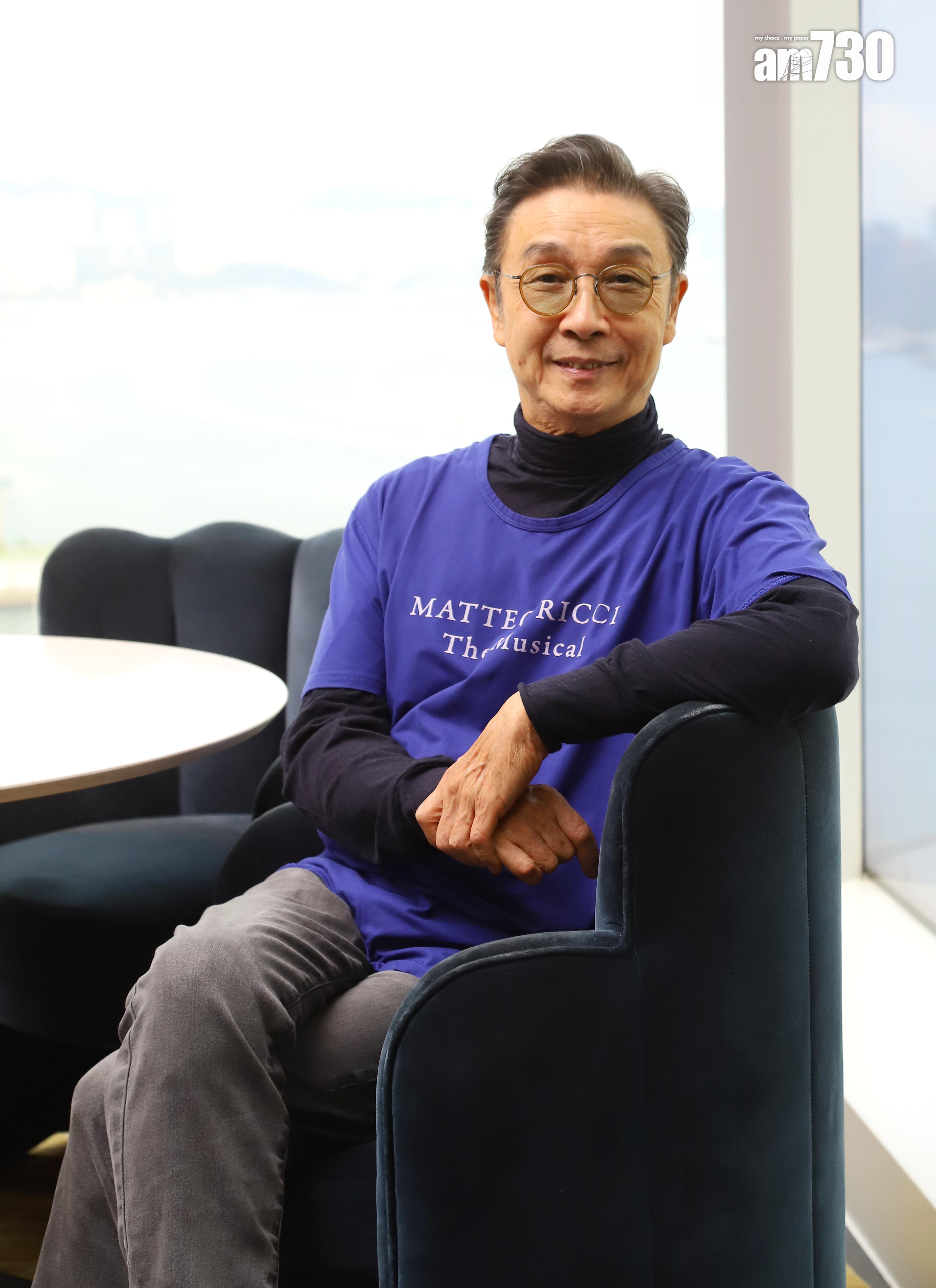 入行逾50年的劉松仁看淡名利。(羅錦鴻攝)