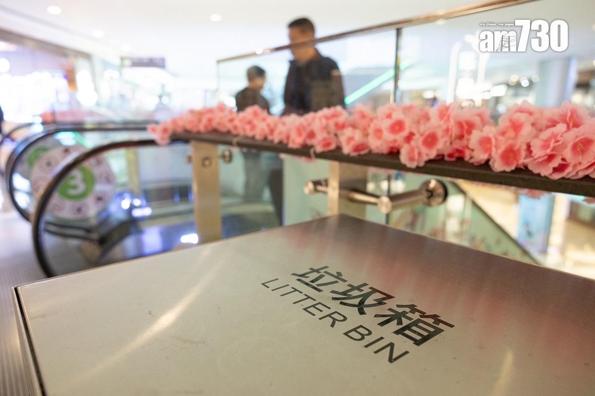 香港物業管理公司協會會長陳志球表示，管理員難以判斷垃圾來源，難以負責監察市民有否濫用商場垃圾桶。(蘇文傑攝)