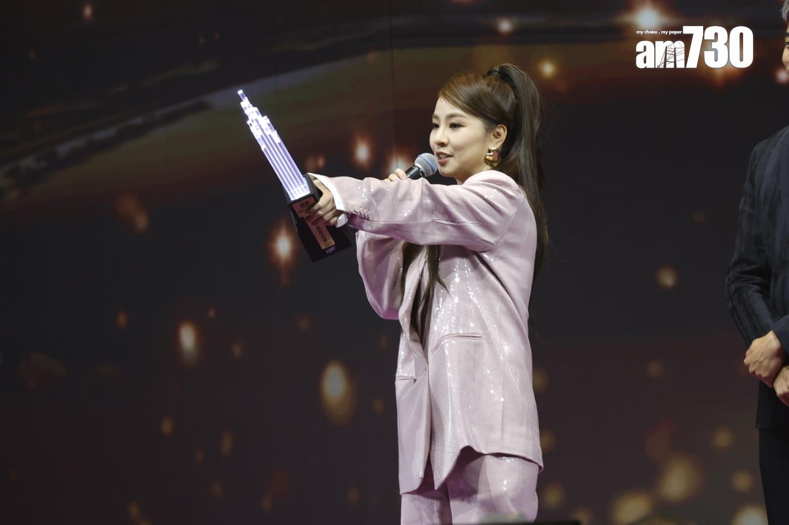 勁爆躍進女歌手(銅獎)︰谷婭溦