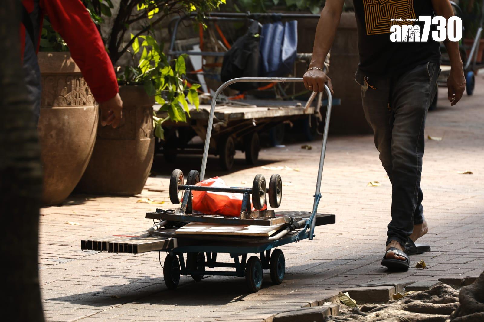 行政長官會同行政會議接納最低工資委員會建議,將法定最低工資水平由現行每小時40元調升至42.1元(林俊源攝)