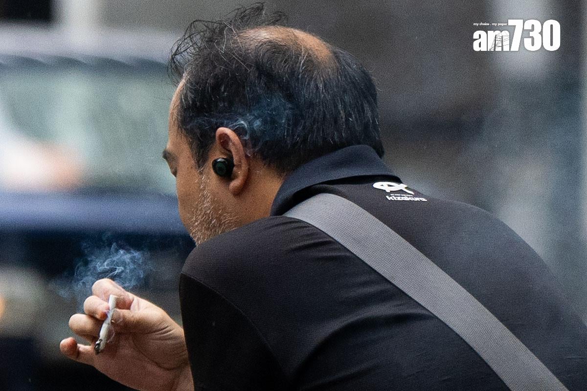 政府擬推出的「控煙十招」將於今年4月交立法會審議。(資料圖片)
