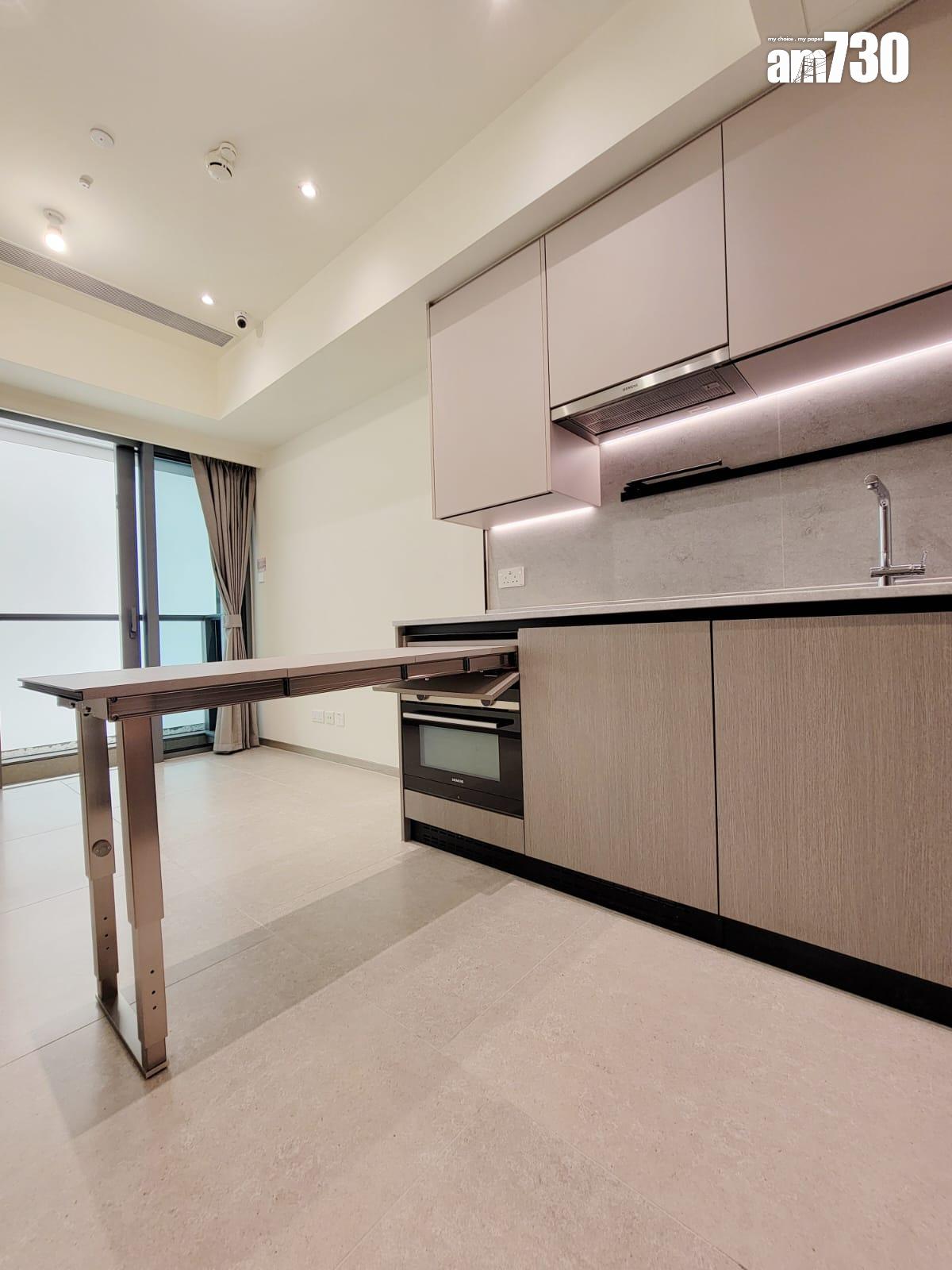 NOVO LAND示範單位|402呎及456呎無改動兩房 收納式摺疊餐桌滿足不同空間需求 (多圖有片)|屯門新盤