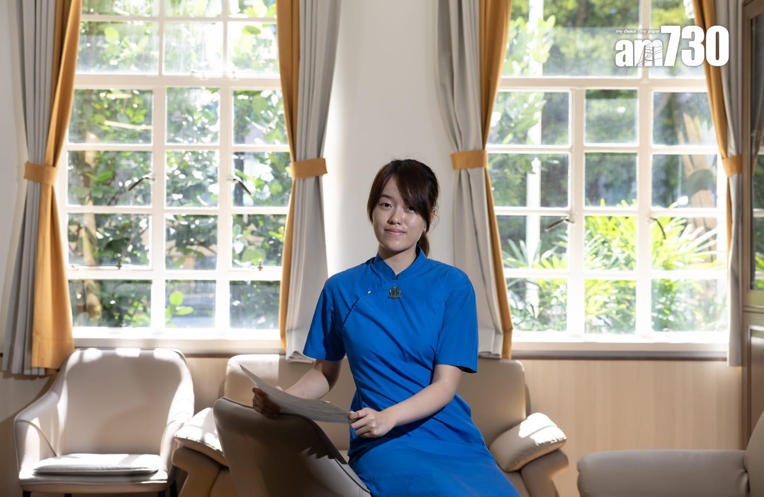 DSE放榜2025|協恩中學女狀元何韋瑩盼讀中大醫科,想學中醫母親一樣「淨收藥費,唔收診金」。(蘇文傑攝)