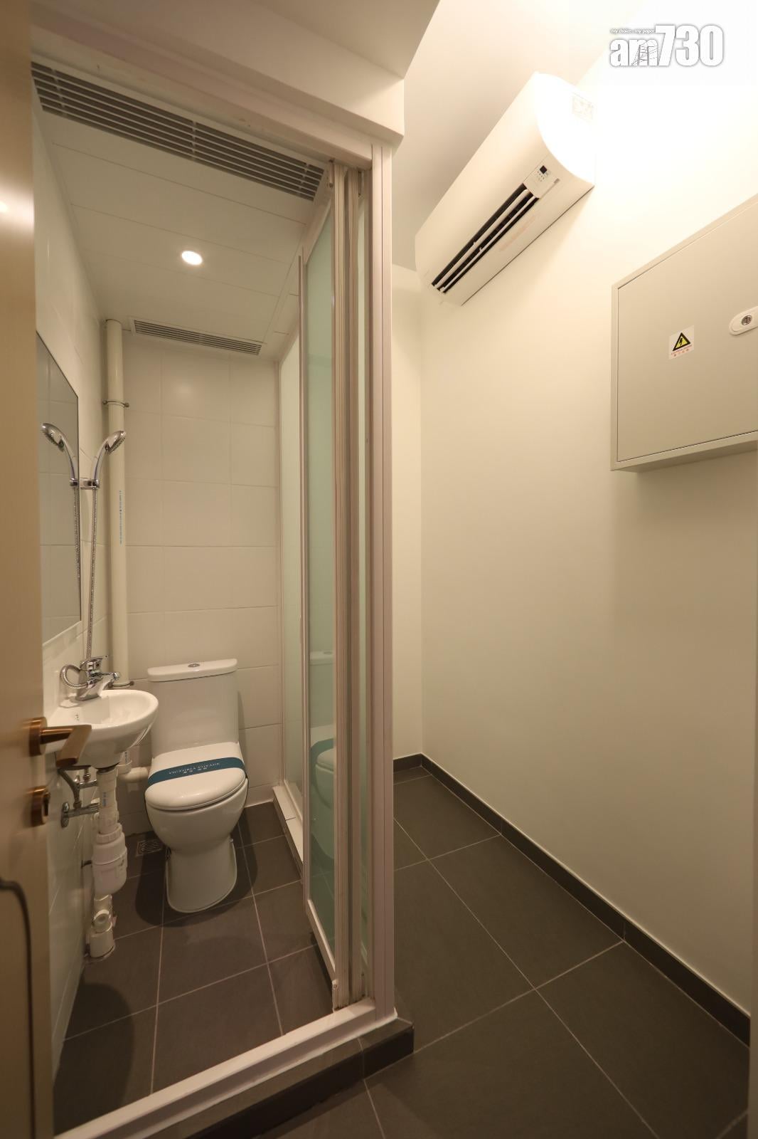 維港•灣畔示範單位|無改動三房套戶 主人房弧形落地玻璃窗盡享維港景致 (多圖有片)|啟德新盤