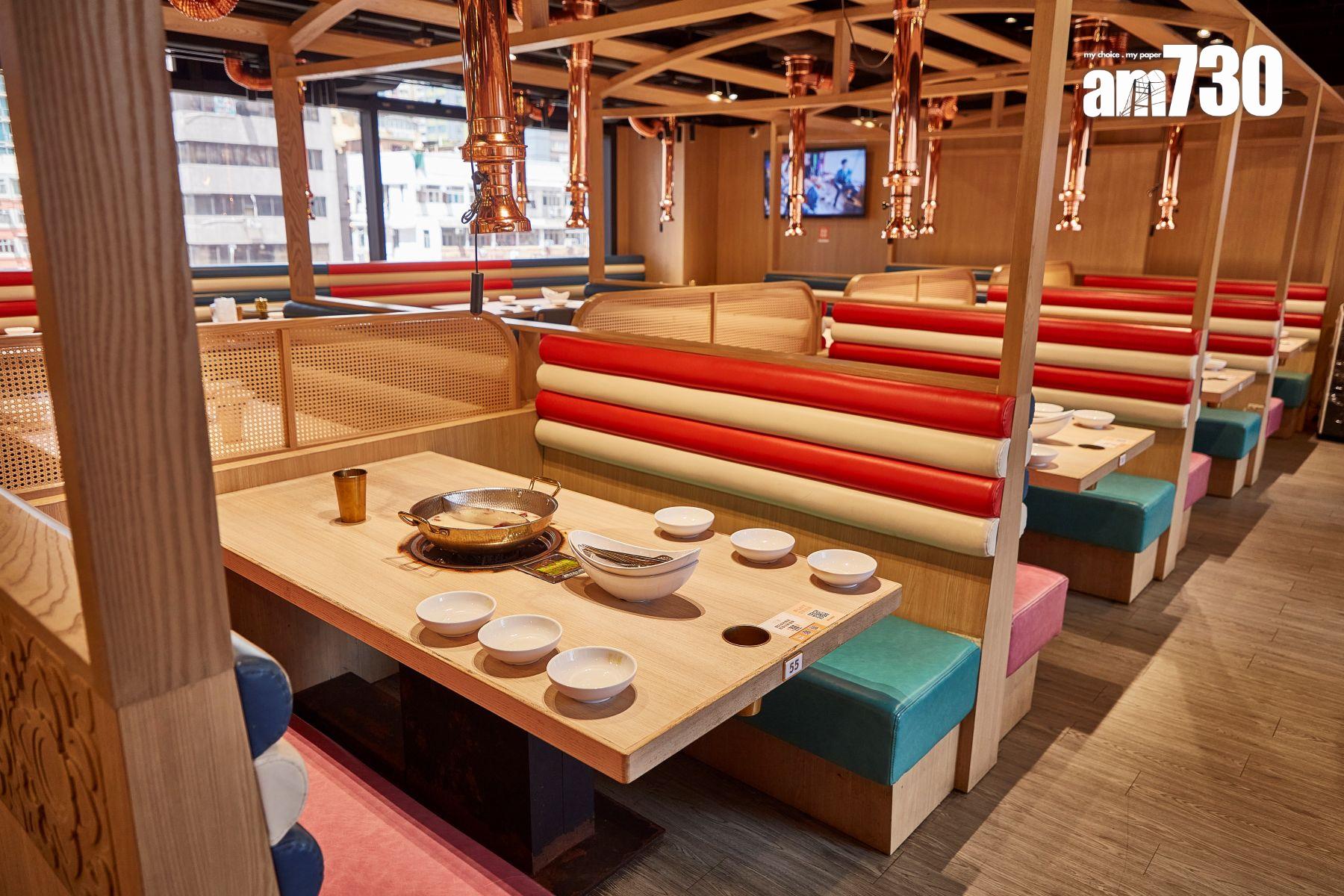 旺角店空間闊落。