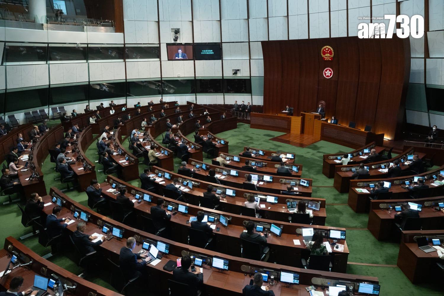 施政報告2025|特首李家超在立法會發表任內第四份《施政報告》。(蘇文傑攝)