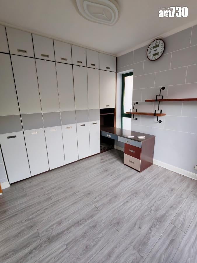 同區業主入手屯門帝濤灣兩房銀主盤 連車位520萬有交易(有圖)|二手樓成交