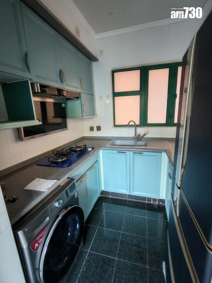 同區業主入手屯門帝濤灣兩房銀主盤 連車位520萬有交易(有圖)|二手樓成交