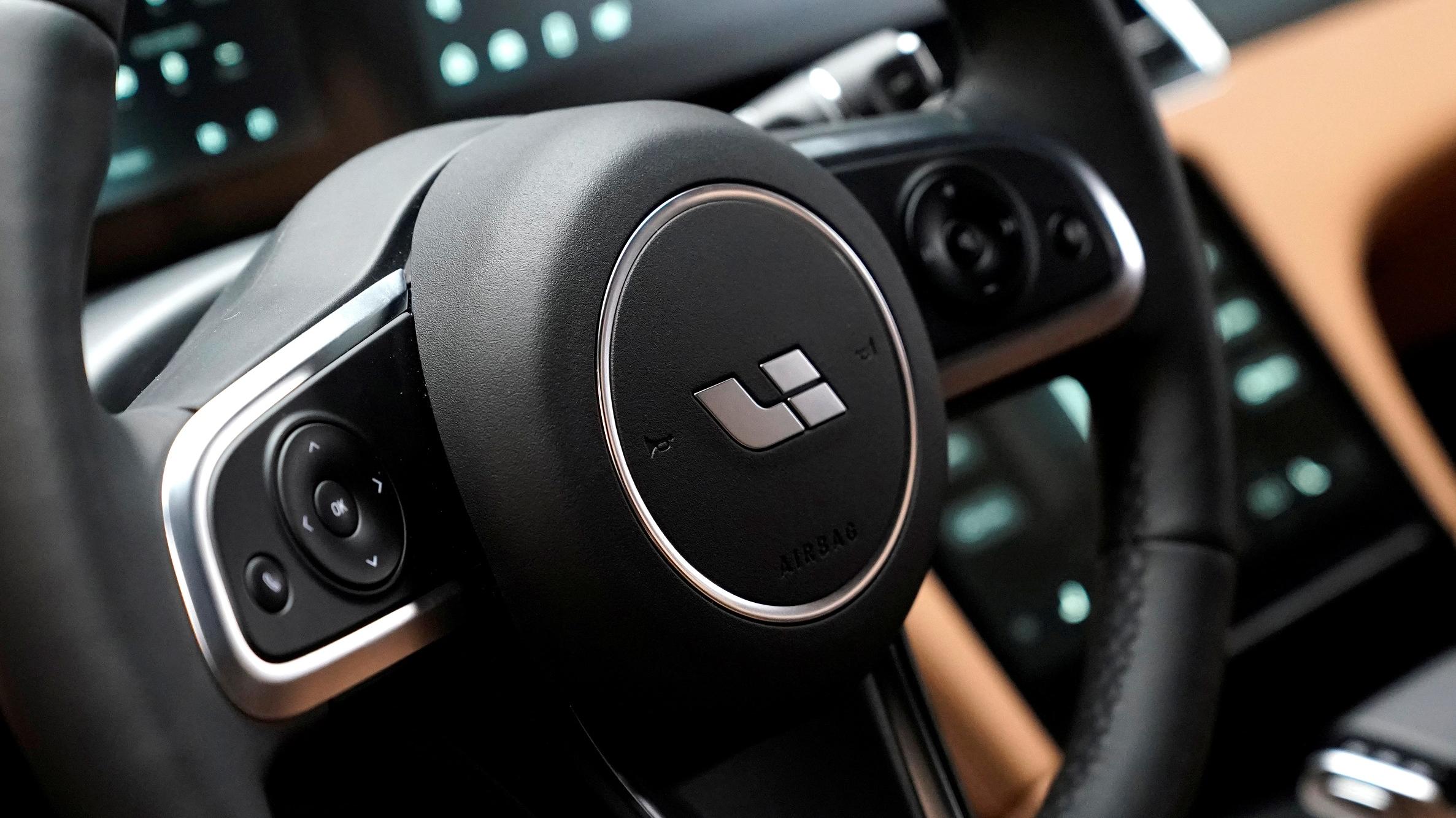 理想汽車上月賣車增近1.3倍　股價一度彈高逾13%