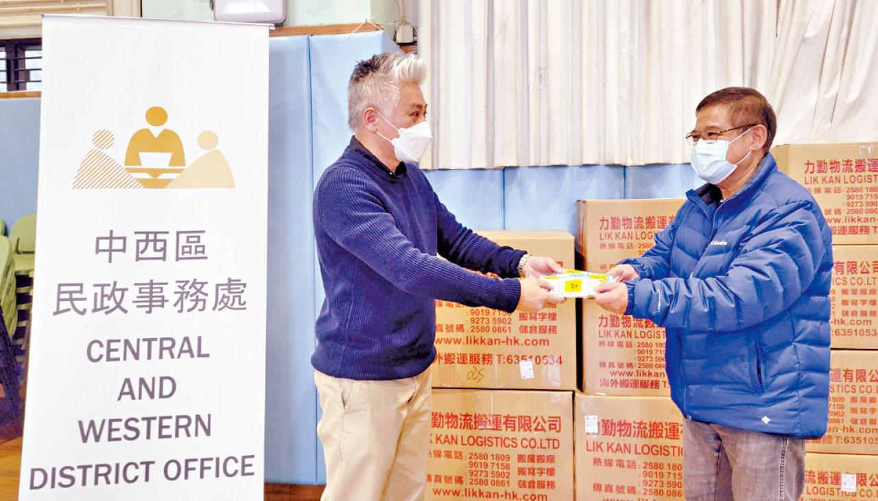 多區污水對病毒呈陽性 政府派檢測包籲願檢盡檢