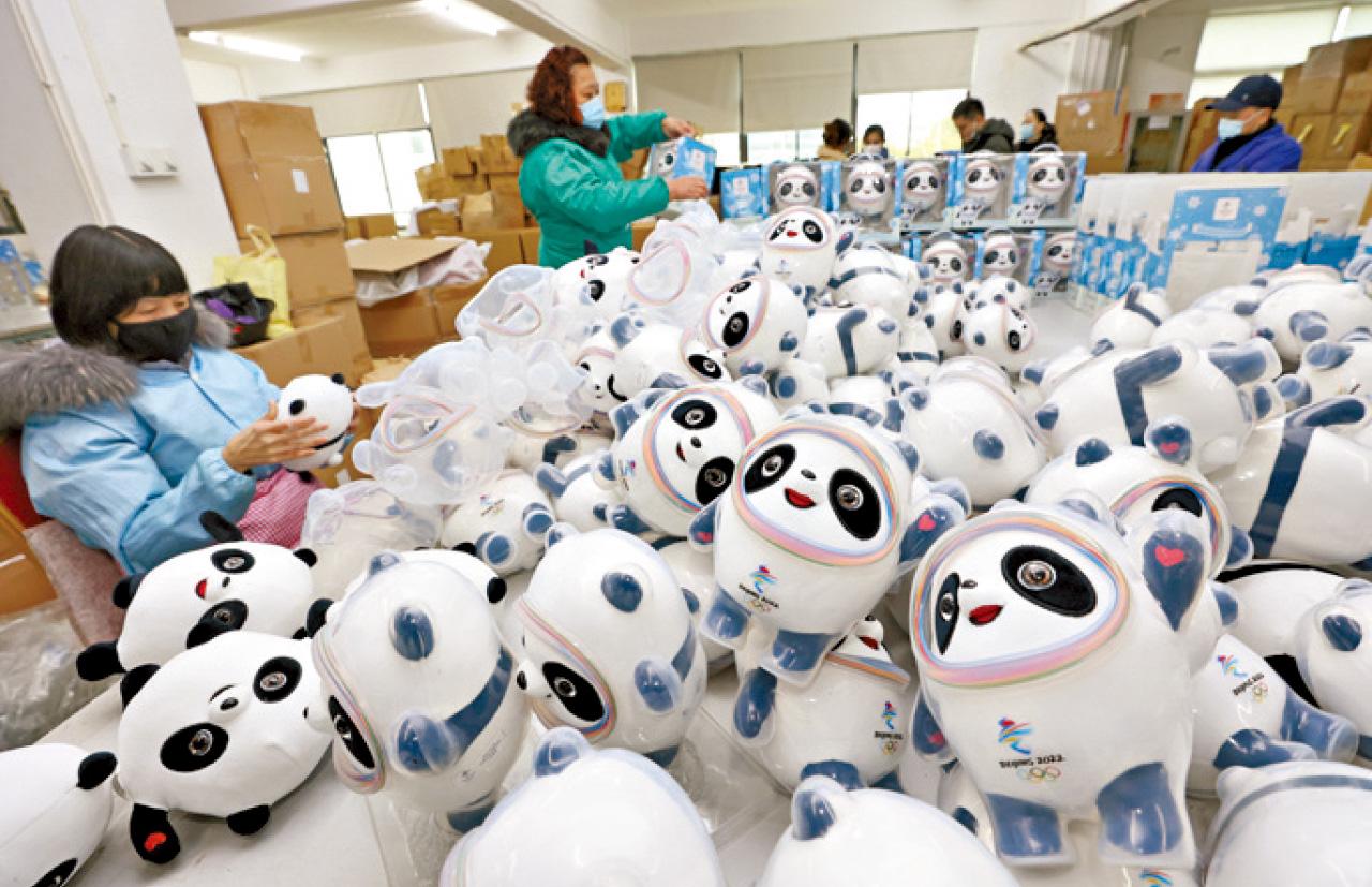 北京冬奧｜北京警方拘3黃牛 吉祥物冰墩墩炒高9倍