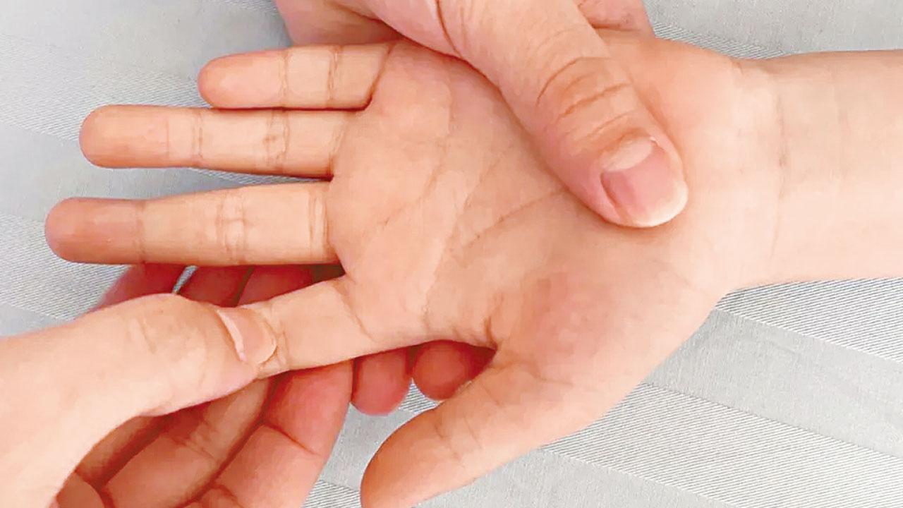  如何用小兒推拿處理脾虛夾積？