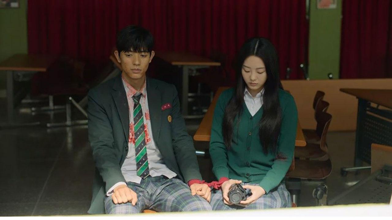 殭屍校園的明愛暗戀