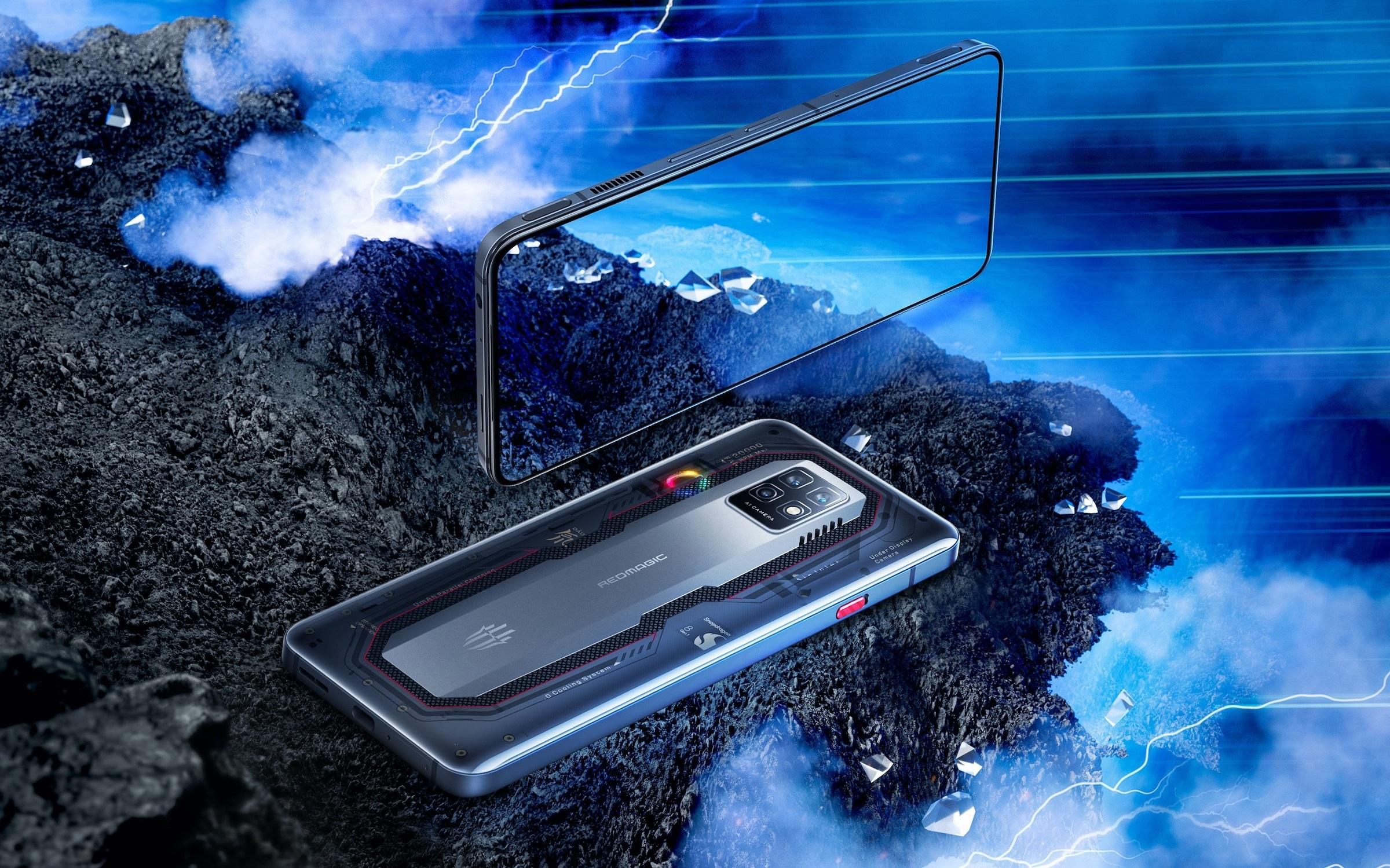 nubia 紅魔7 Pro是首款搭載屏下相機的電競手機。 