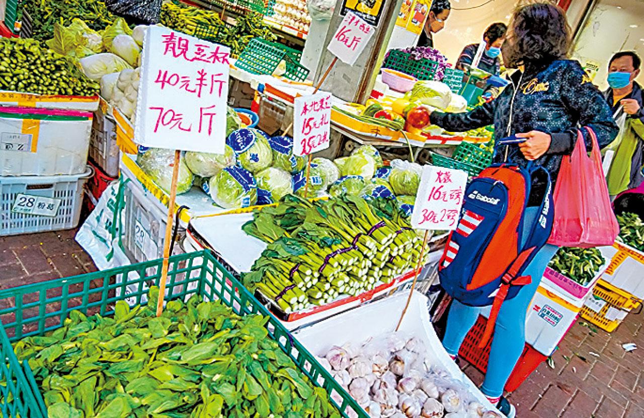 12跨境貨車司機呈陽性 林鄭︰研水路運物資來港