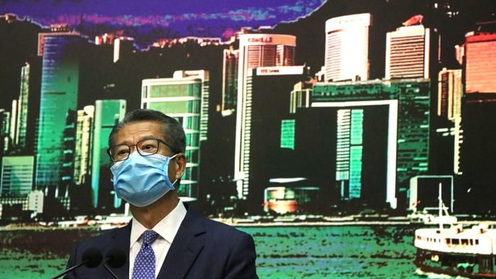 陳茂波將於明日公布新一份《財政預算案》，消息指會建議差餉改作「能者多付」的原則。(資料圖片)