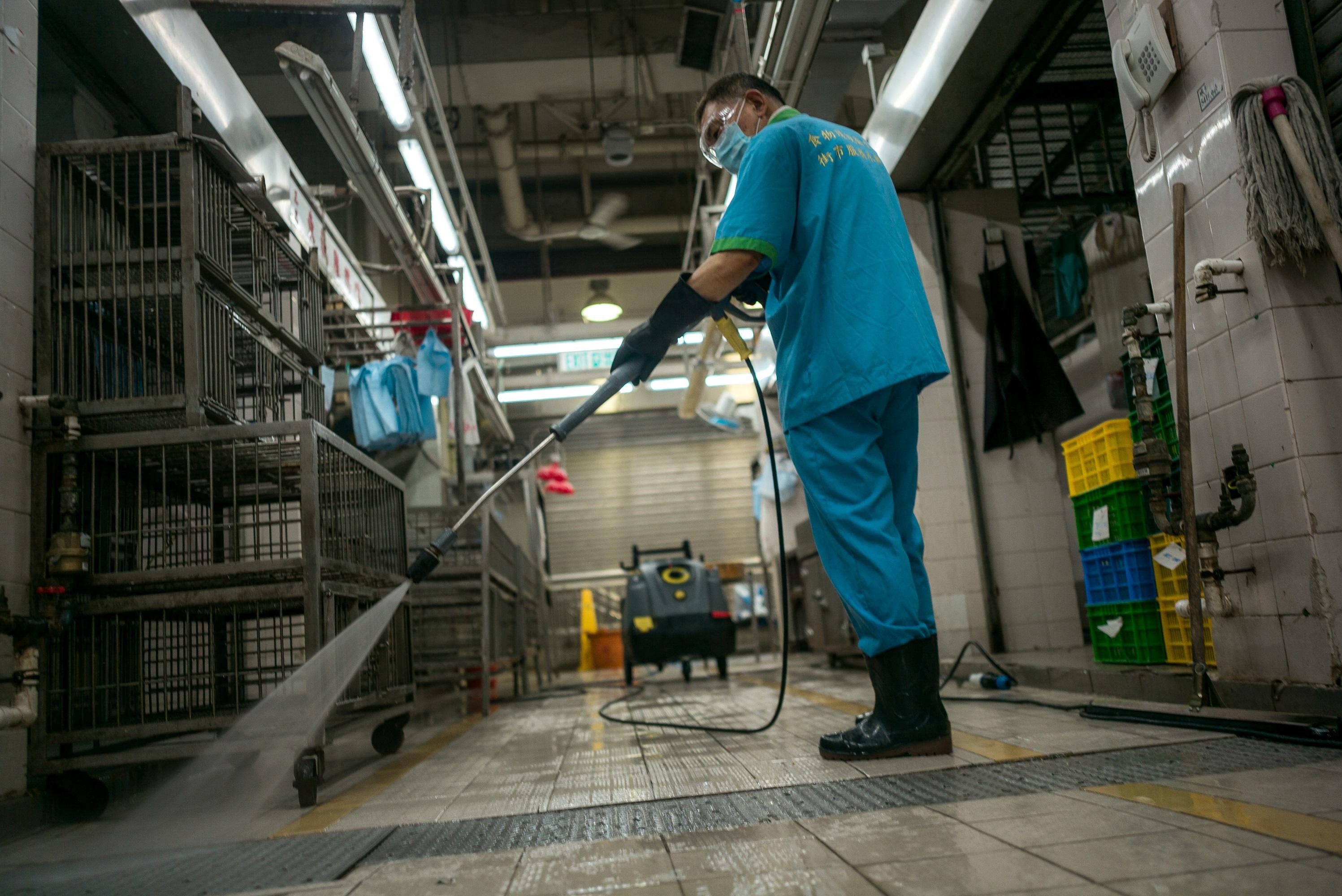 食環署有清潔工感染新冠病毒。(資料圖片／莊振邦攝)