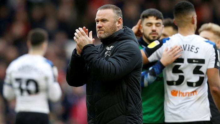 朗尼早前接受訪問，指球員時代曾故意換上長鞋釘比賽，蓄意令對手受傷。(路透社)