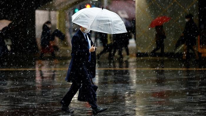 日本疫情回落，東京都今日新增10,334宗個案。(路透社)