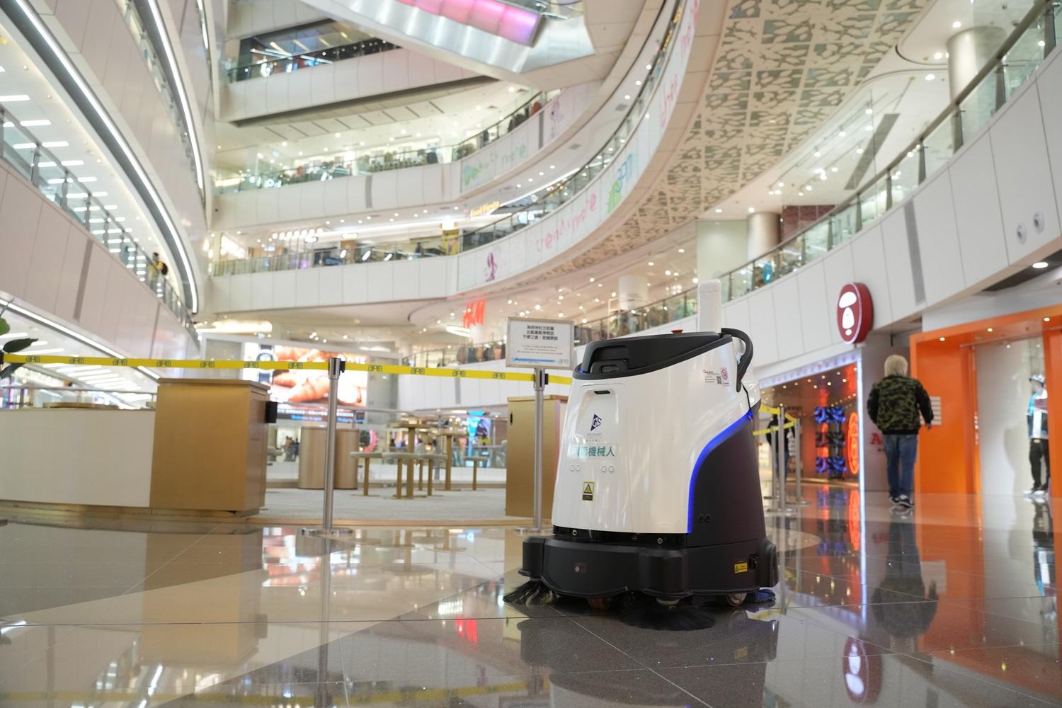 疫苗通行證｜零售業料商場人流生意減半 協會呼籲業主減租一半