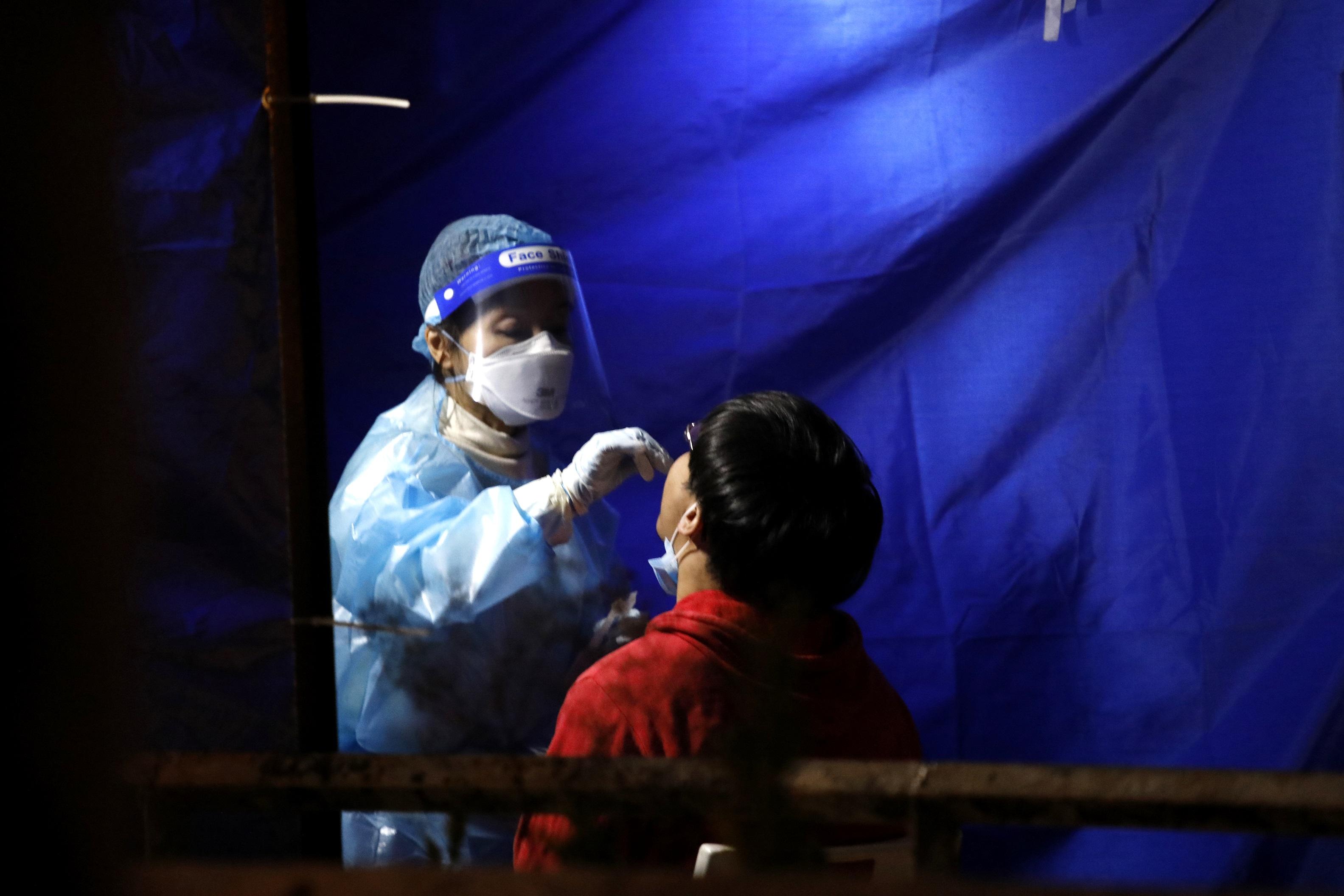 相關人士需要接受強制檢測。(資料圖片／林俊源攝)