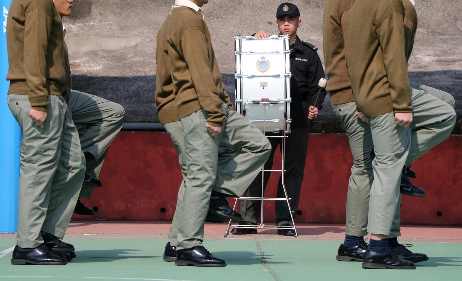 一名懲教人員初步確診新冠肺炎，白沙灣懲教所的探訪服務今日暫停，直至另行通知。