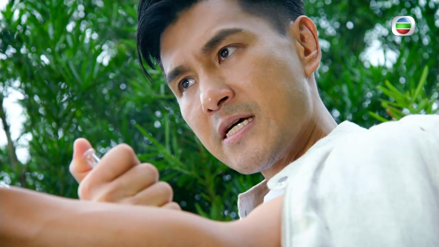 陳展鵬原來臥病在床，亦都打針加強能力。