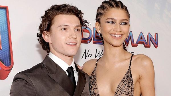 湯姆否認與女友買屋 新片高收奪冠