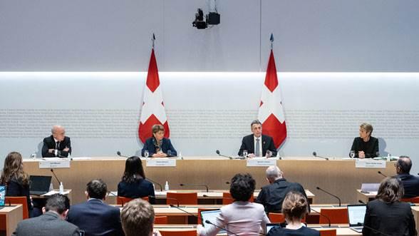 瑞士棄中立加入制裁俄國　凍結普京資產