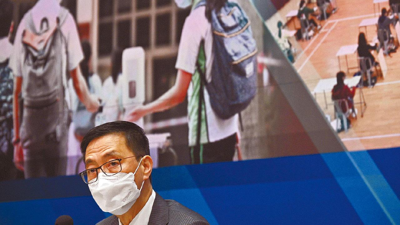 疫苗屏障｜擬設特別考場供「中招生」應考 復全日課須九成學生打兩針