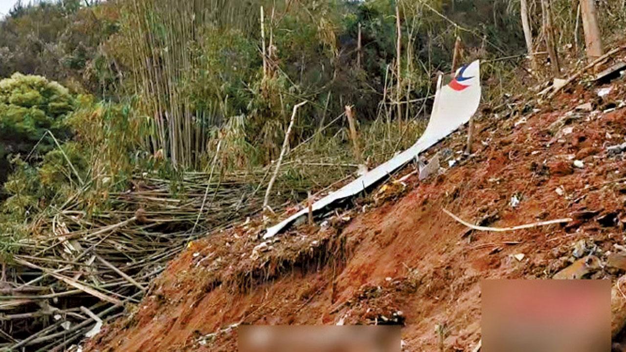 客機失事｜近9千米高空直墮廣西山頭 東航空難132人生死不明