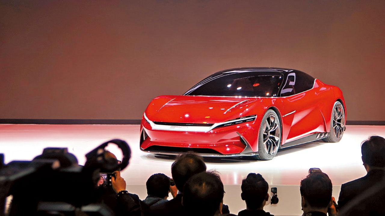 成本勢高｜車股受壓比亞迪挫一成 鎳價狂飆  