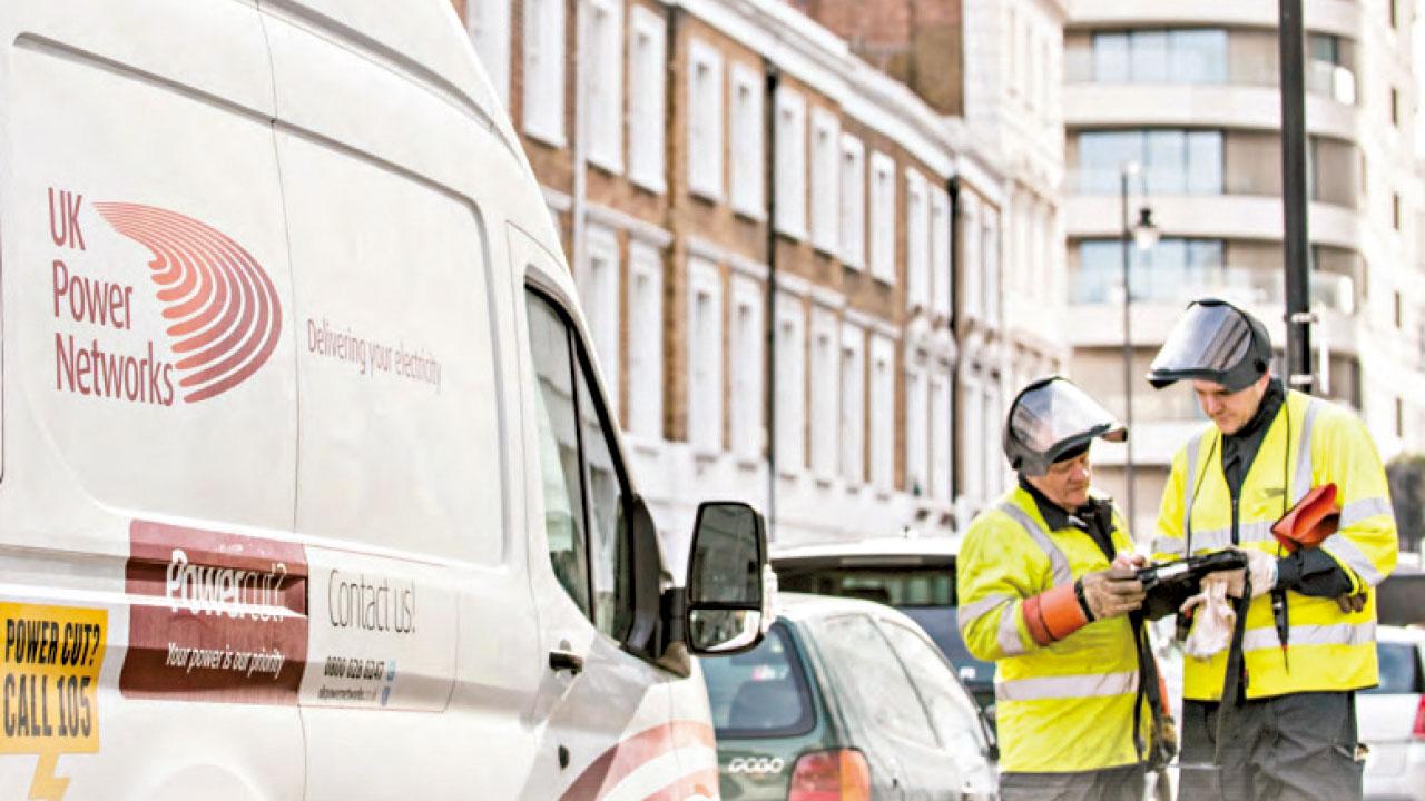 李嘉誠又做了一次英明決定