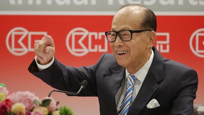 李嘉誠基金會宣布再增撥1,000萬元，支援公私院協作。(資料圖片)