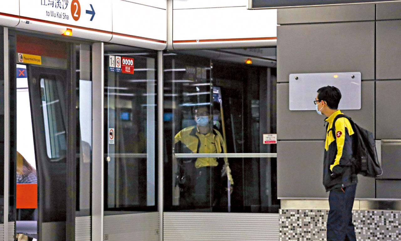 港鐵逾千人染疫   屯馬綫繁忙時段班次多等半分鐘