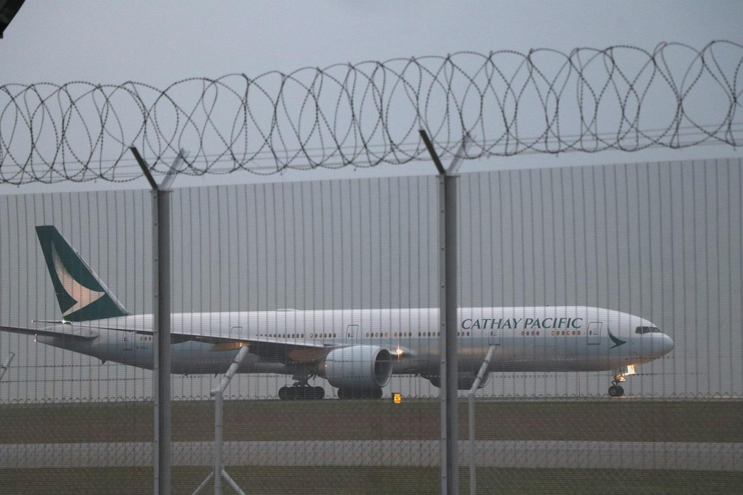 疫情｜當局今起至4月2日禁國泰雅加達和曼谷客機着陸