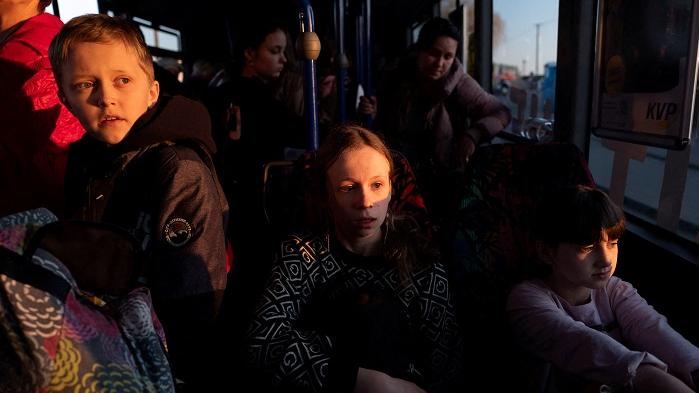 日本將派人到波蘭，商討協助接收烏克蘭難民問題。(路透社)