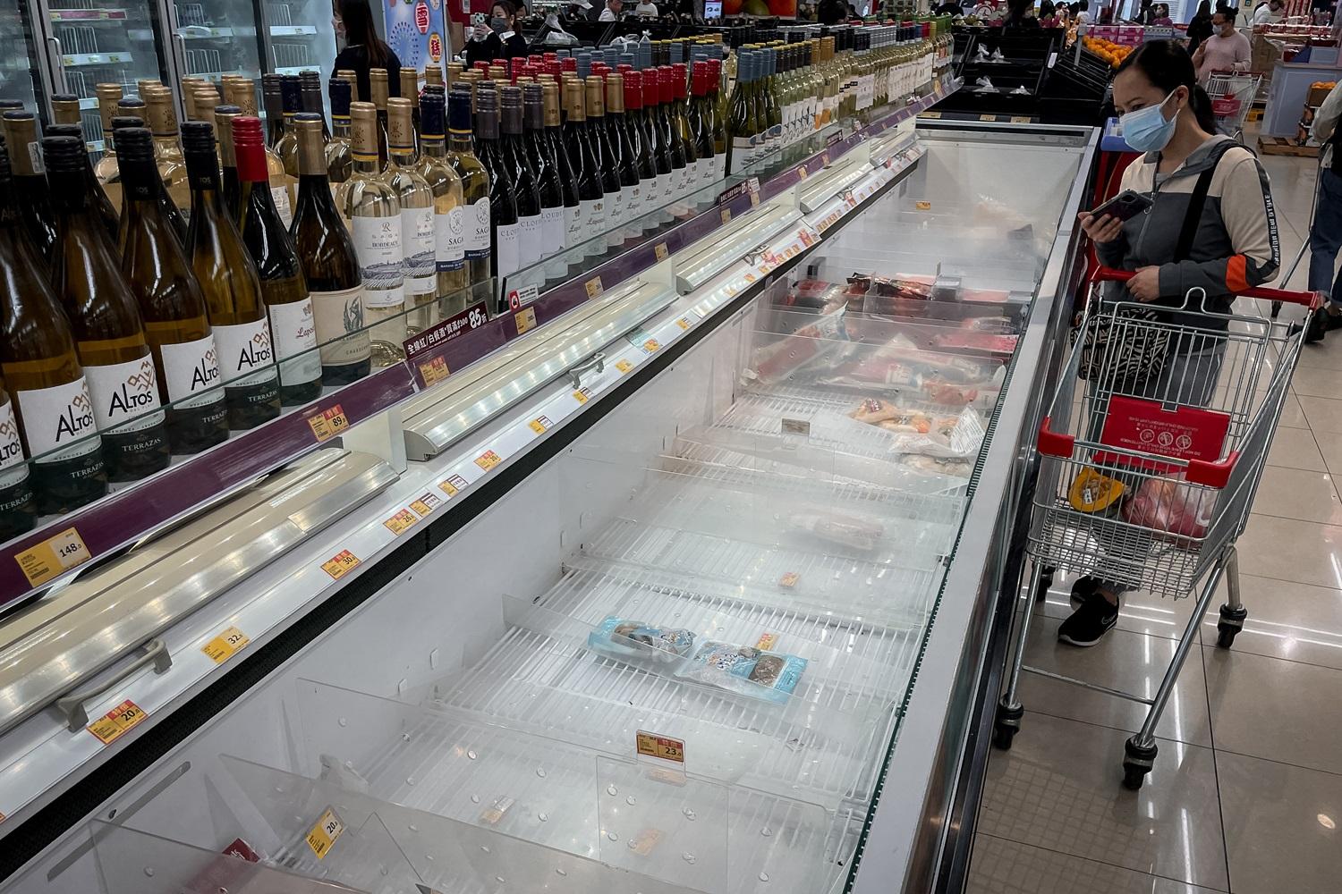 搶購潮｜內地供港蔬菜量2400公噸 冰鮮豬肉約100公噸為平日1.9倍