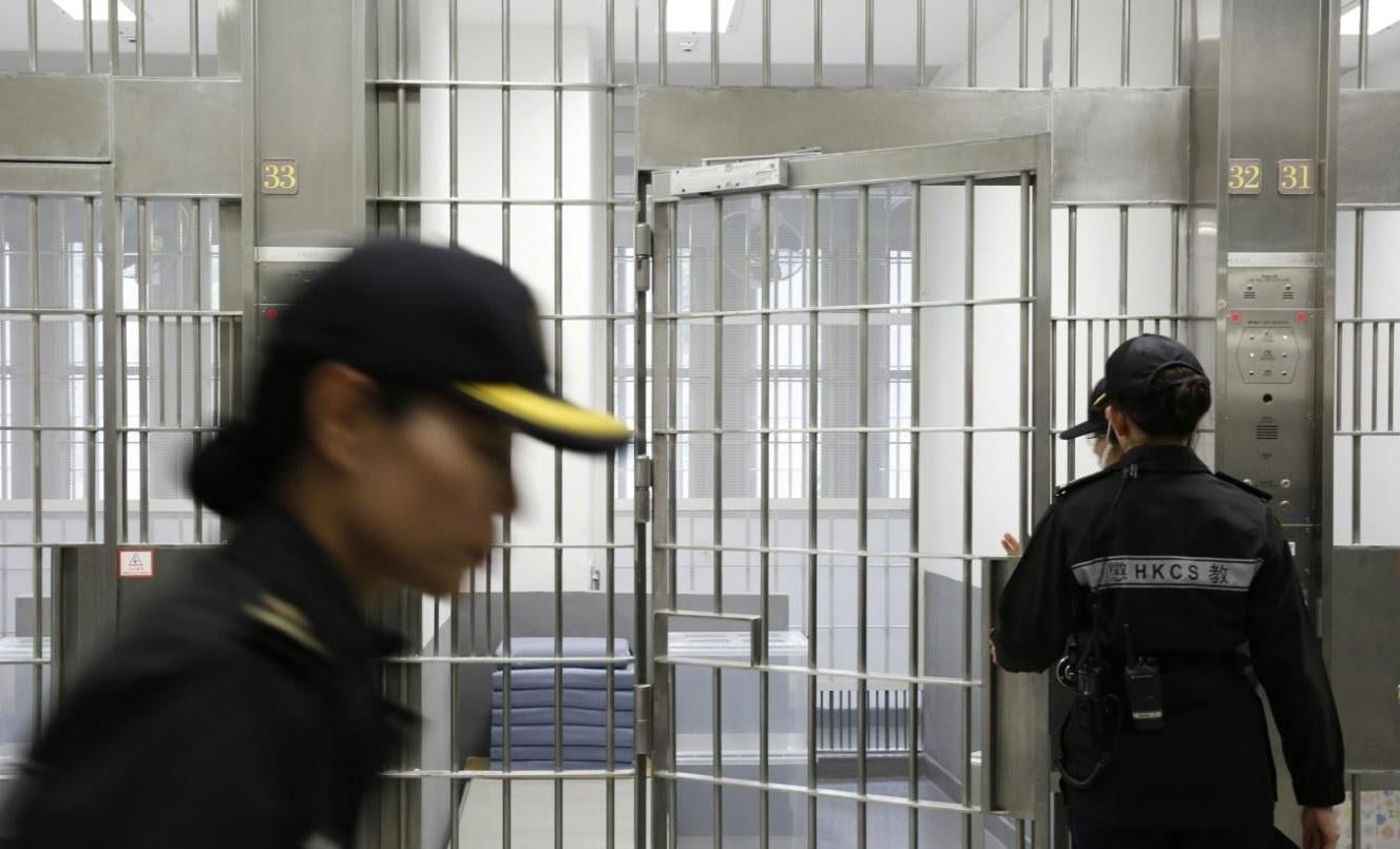 懲教署指，無「35+」案被還押被告遭罰隔離囚禁。(資料圖片)