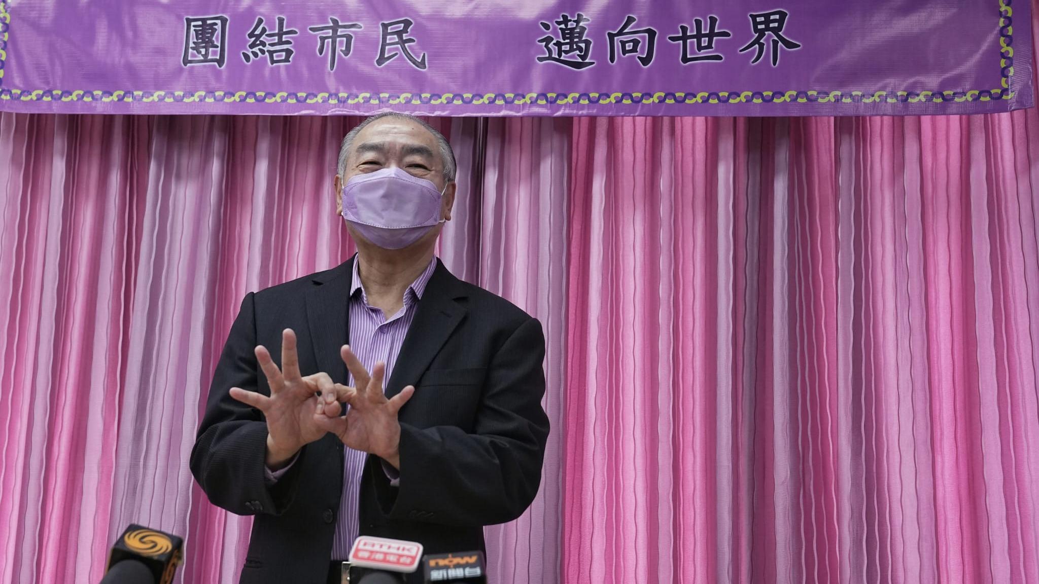 宣布參選特首的胡世全，建議做九成八按揭助青年置業。(夏家朗攝)