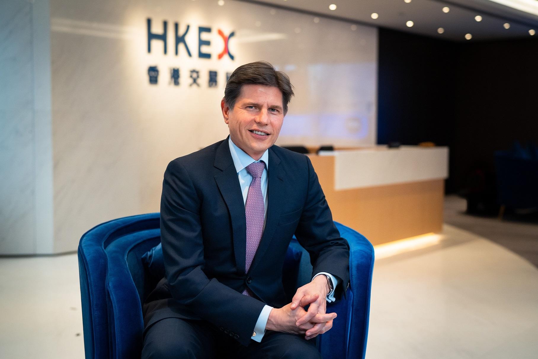 企業動態｜港交所定三戰略 連接內地機遇未來