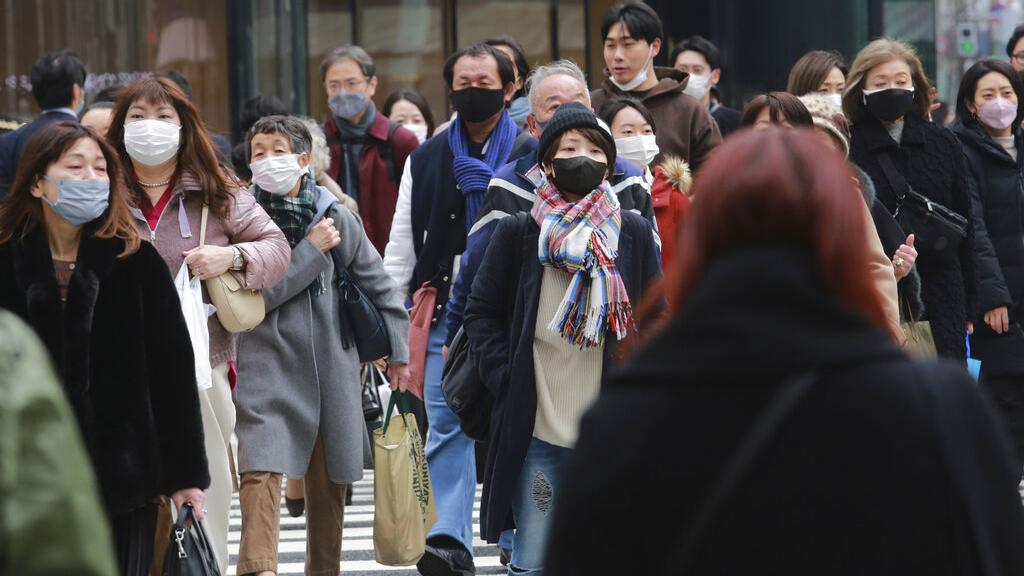 日本多個地方政府計劃申請解除防疫限制。(美聯社)