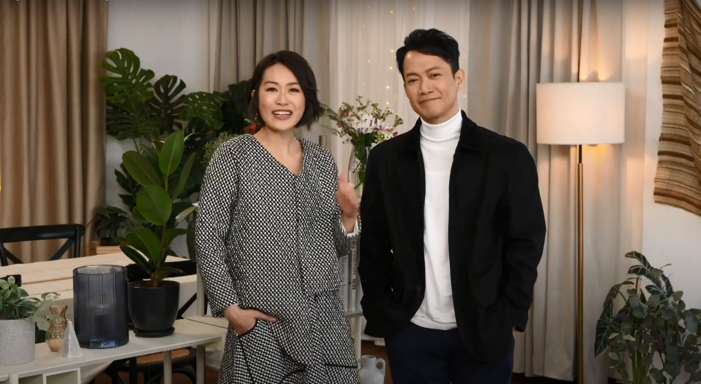 敖嘉年、梁嘉琪主持開電視節目《嘉嘉醫療自助班》。