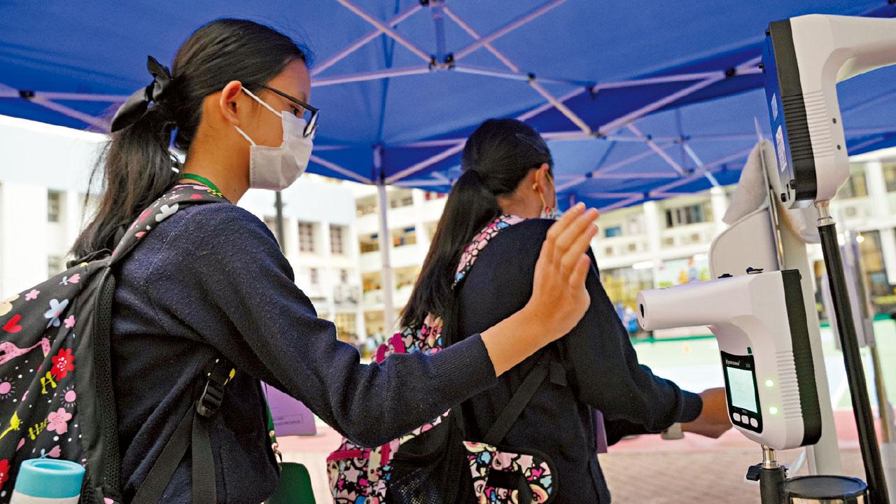 疫情反覆 康復碼系統紀錄未齊 12國際校生誤報陽性