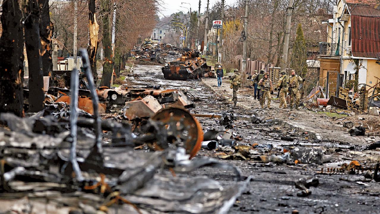 戰火摧殘｜基輔外圍小鎮300人亡 俄否認口頭接受和議