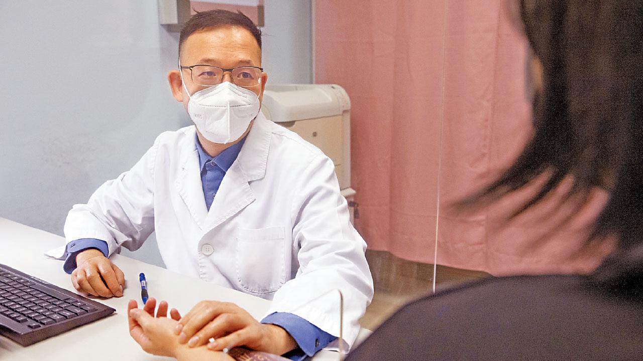 康復路長｜長新冠常見咳嗽疲累 氣喘婦看中醫助治療